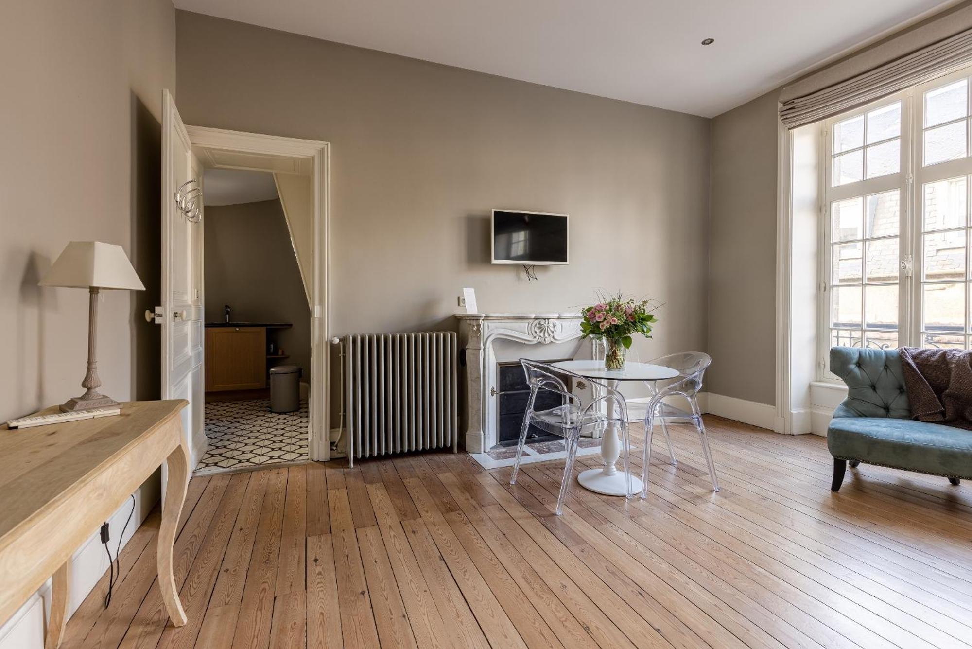 La Villa Beaupeyrat - Apparthotels De Charme Dans Batisse De Caractere A 400M Du Coeur De Ville De Limoges Zimmer foto