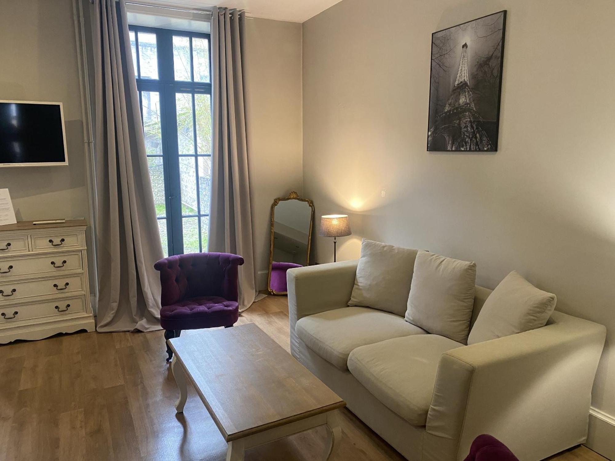 La Villa Beaupeyrat - Apparthotels De Charme Dans Batisse De Caractere A 400M Du Coeur De Ville De Limoges Zimmer foto